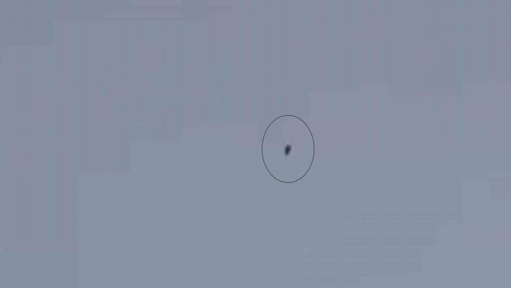 Gök yüzünde görülen cisimler merak uyandırdı