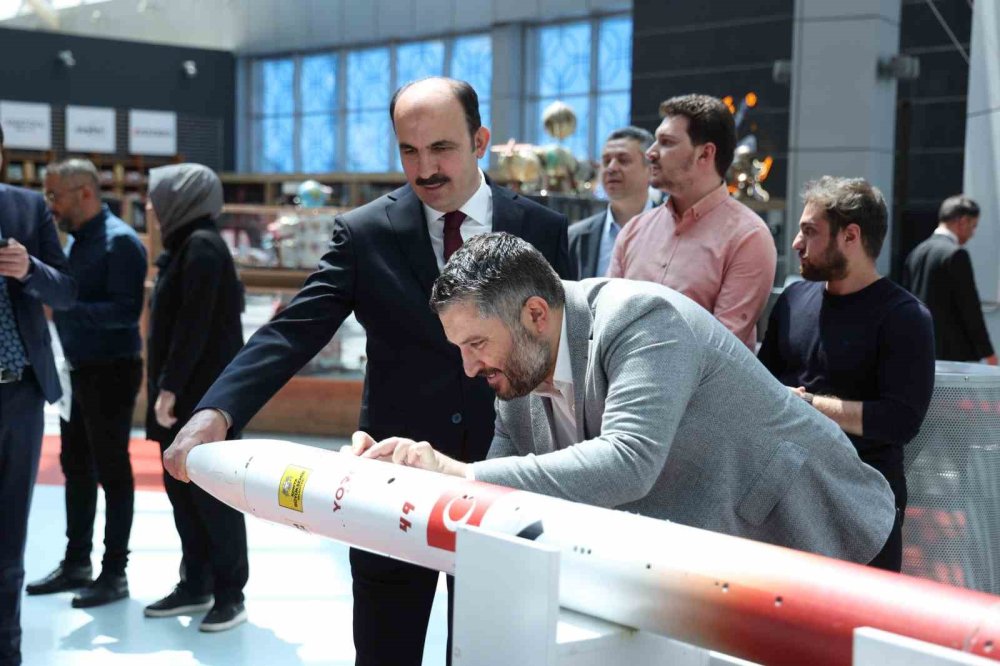 Oruç Baba İnan, Konya Bilim Merkezi’ndeki çalışmaları inceledi