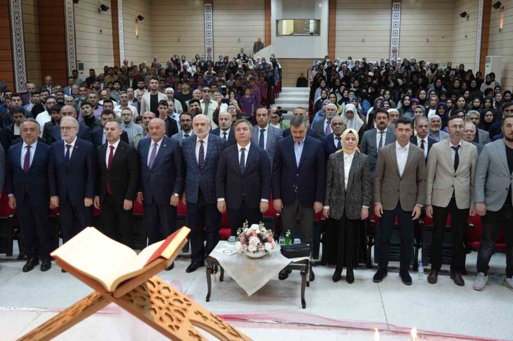 Konyalı Vali hafızlık yarışmasında birinci oldu