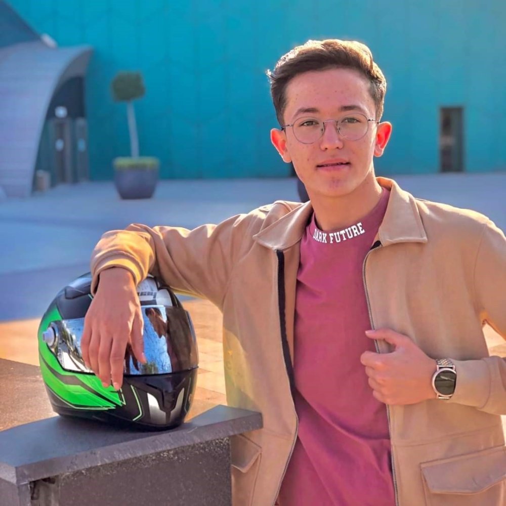 Otomobile çarpan motosiklette bulunan iki genç hayatını kaybetti: Araçtaki yolcu kaza anını şans eseri kayda aldı