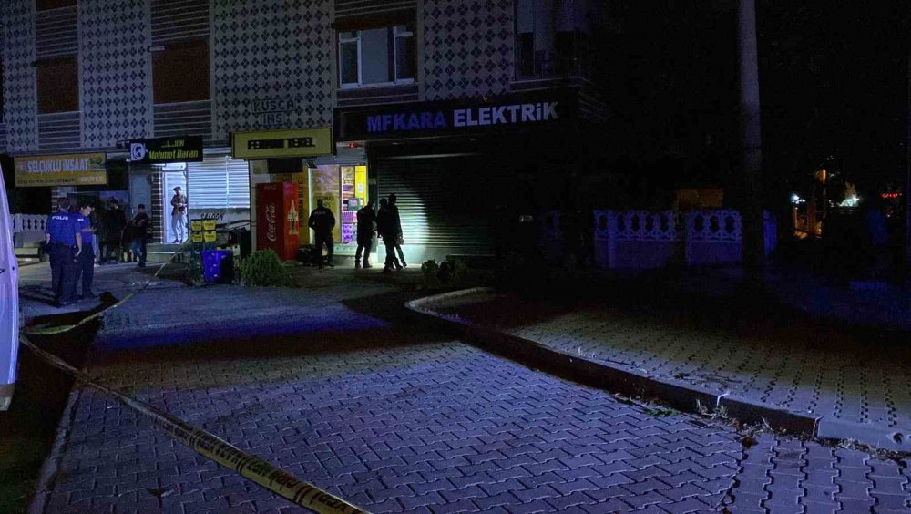 Konya merkezde iş yerinin önünde silahlı saldırı!