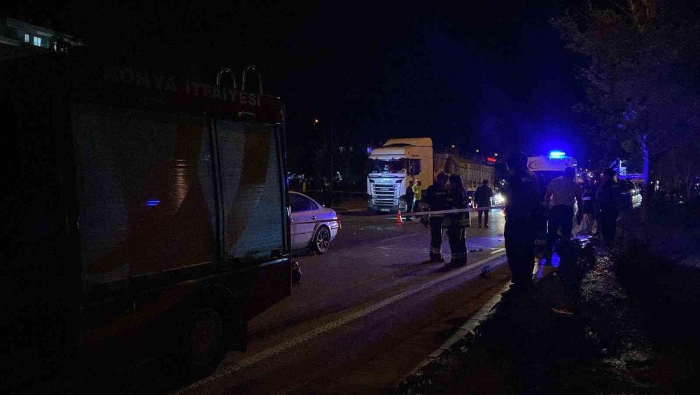 Otomobilin çarptığı motosiklet sürücüsü hayatını kaybetti