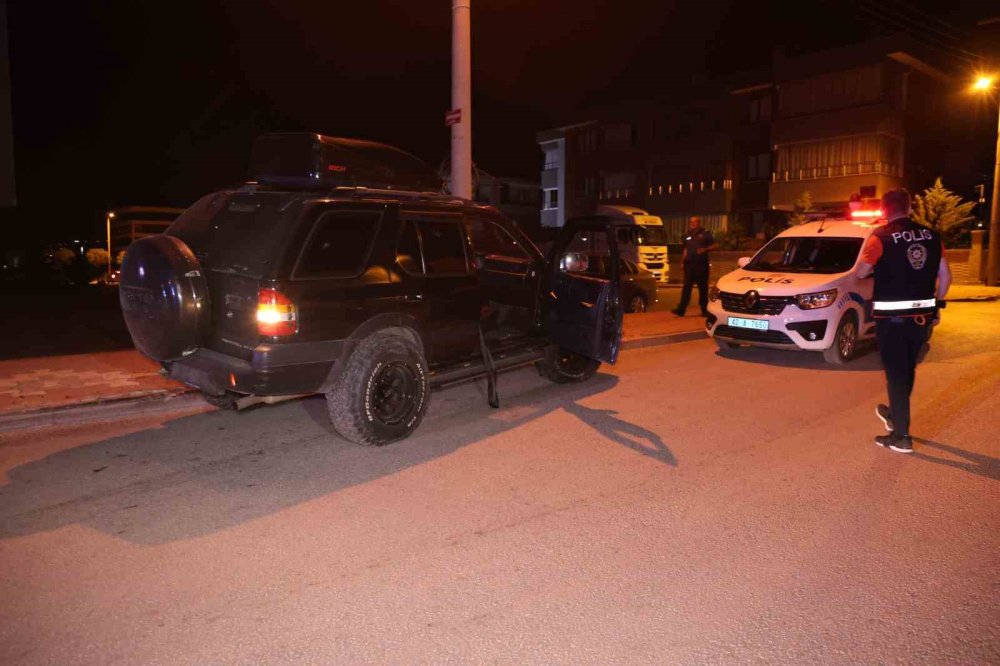 Konya'da gece yarısı kovalamaca! Polisleri saydı, "güvendeyiz" deyip gitti