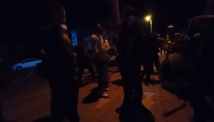 Konya'da gece yarısı kovalamaca! Polisleri saydı, "güvendeyiz" deyip gitti