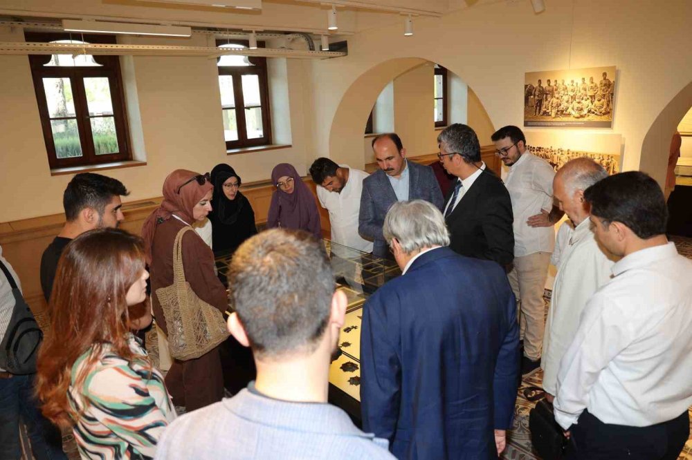 Konya'da beklenen sergi açıldı! Başkan Altay Konyalıları davet etti