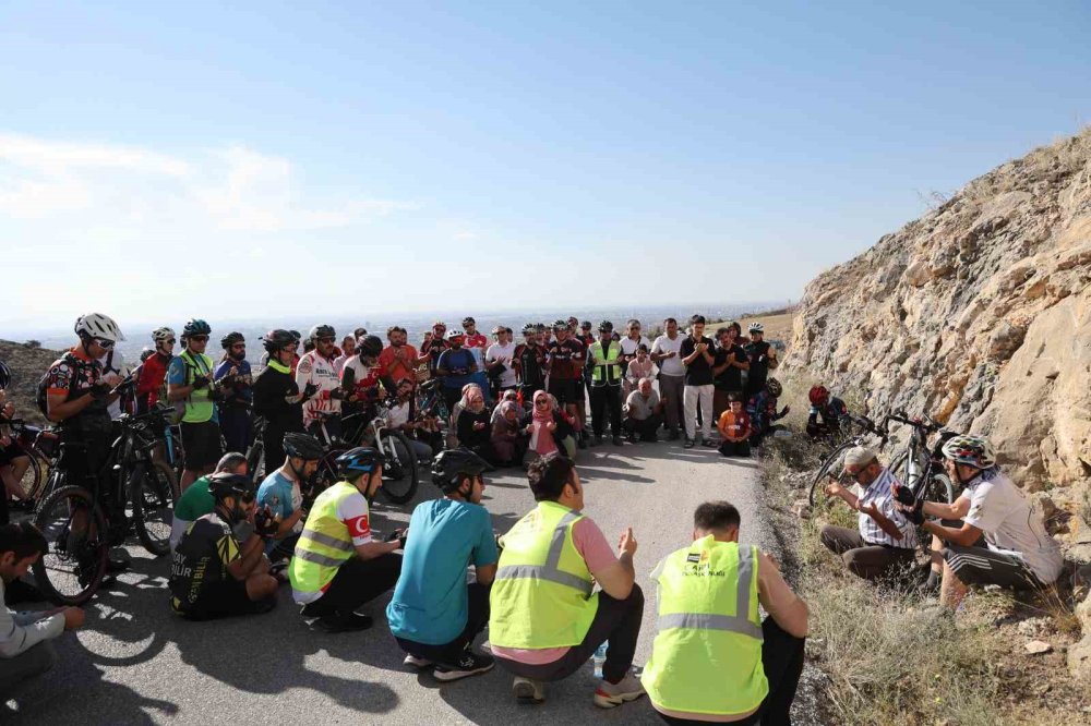 Konya'da pedalları onun için çevirdiler