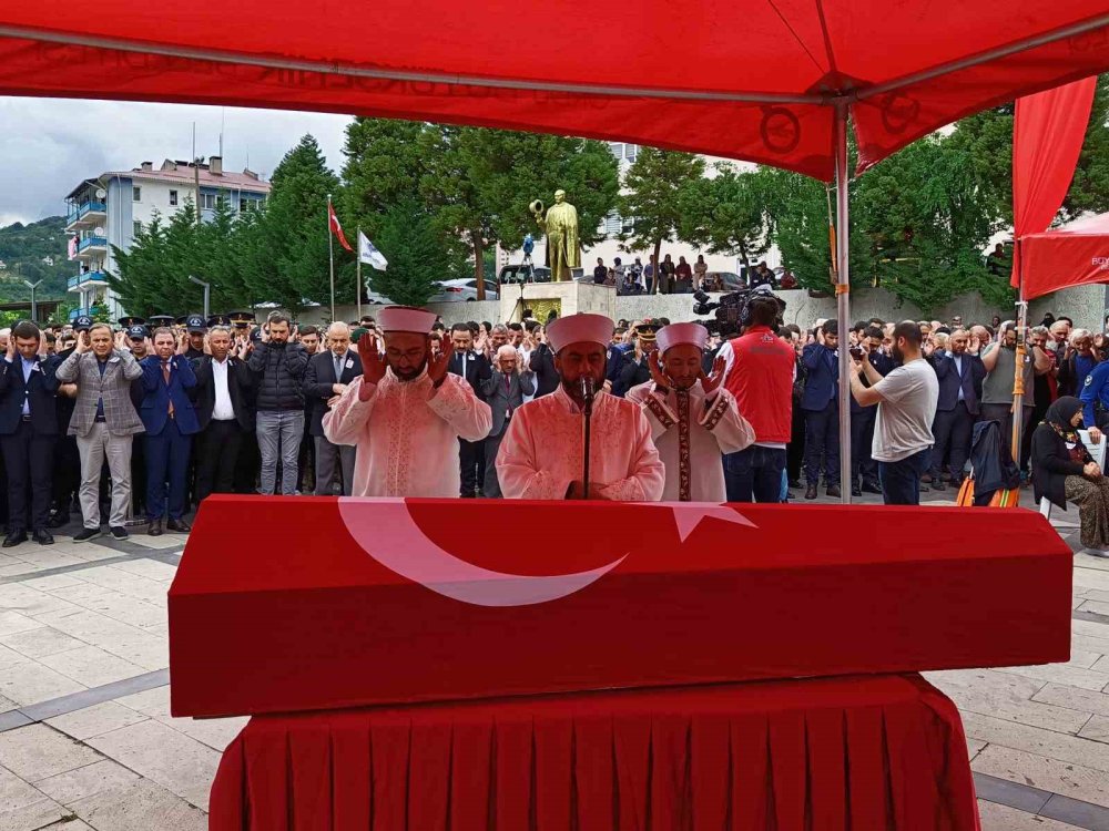 Şehit Cemalcan Ev, son yolculuğuna uğurlandı