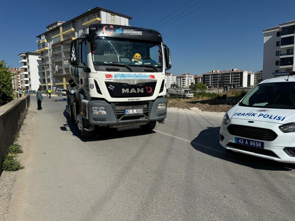 Konya'da beton mikseri tehlike saçtı! Bisikletli adam hayatını kaybetti