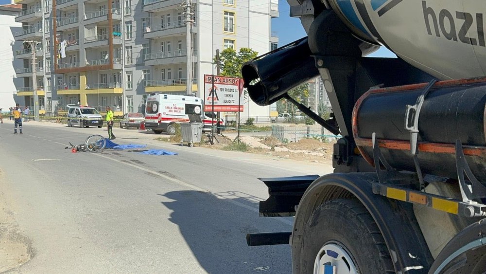 Konya'da beton mikseri tehlike saçtı! Bisikletli adam hayatını kaybetti