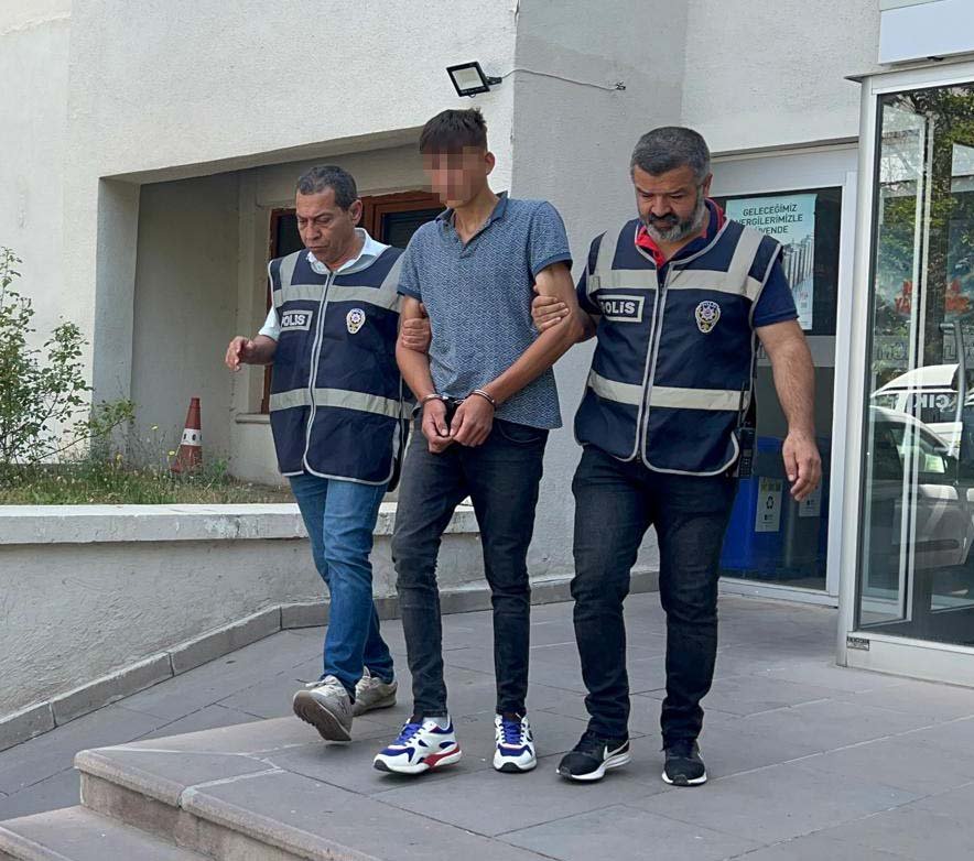 Nevşehir'de 18 yaşındaki genç dehşet saçtı! Bıçaklayarak öldürdü, bakın ilk sözleri ne oldu