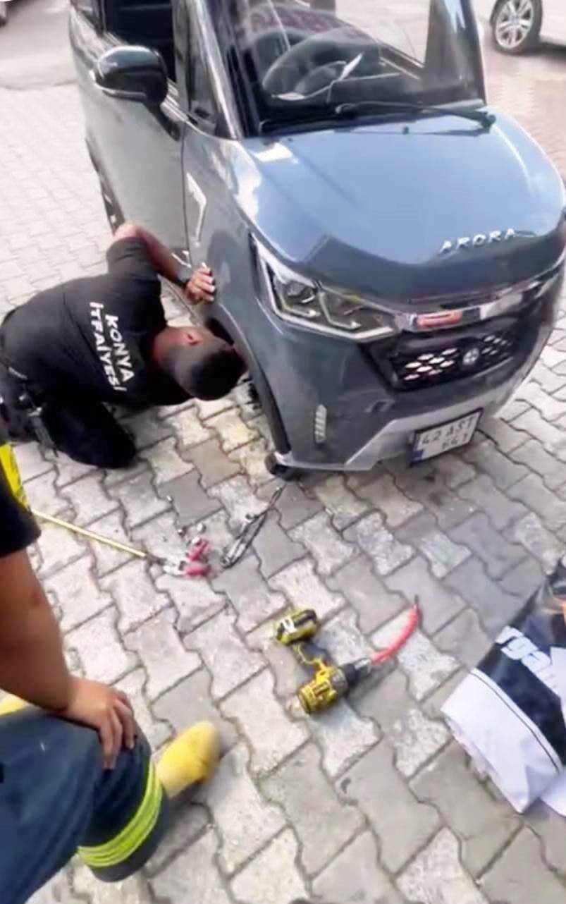 Konya’da yavru köpek için seferber oldular