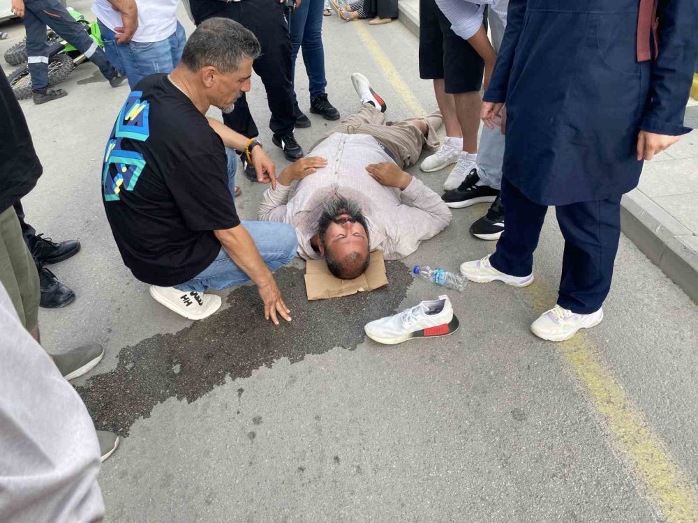 Konya’da motosiklet yayaya çarptı: 2 yaralı