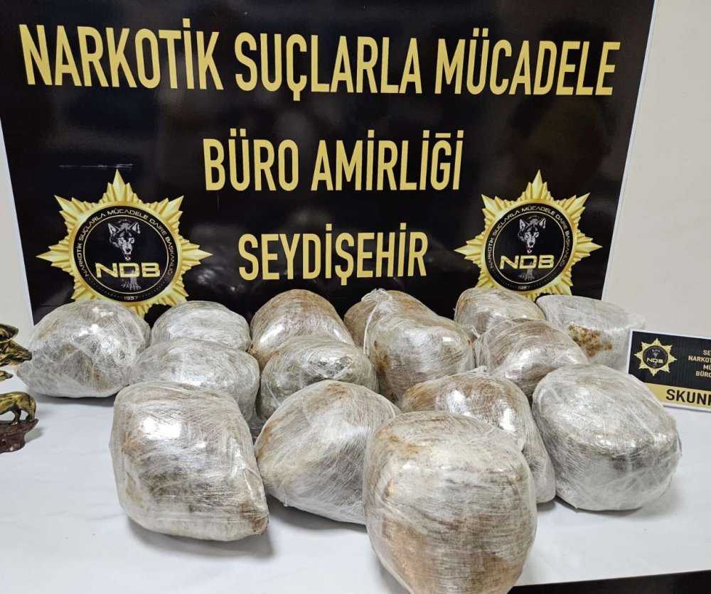 Konya'da durdurulan minibüsten çıkanlar şok etti