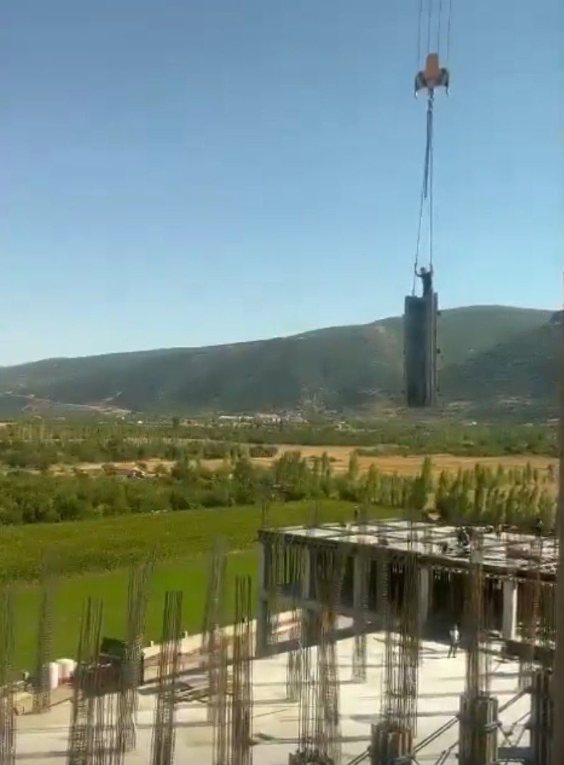 Konya'da tehlikeli taşıma... Yürekleri ağıza getirdi