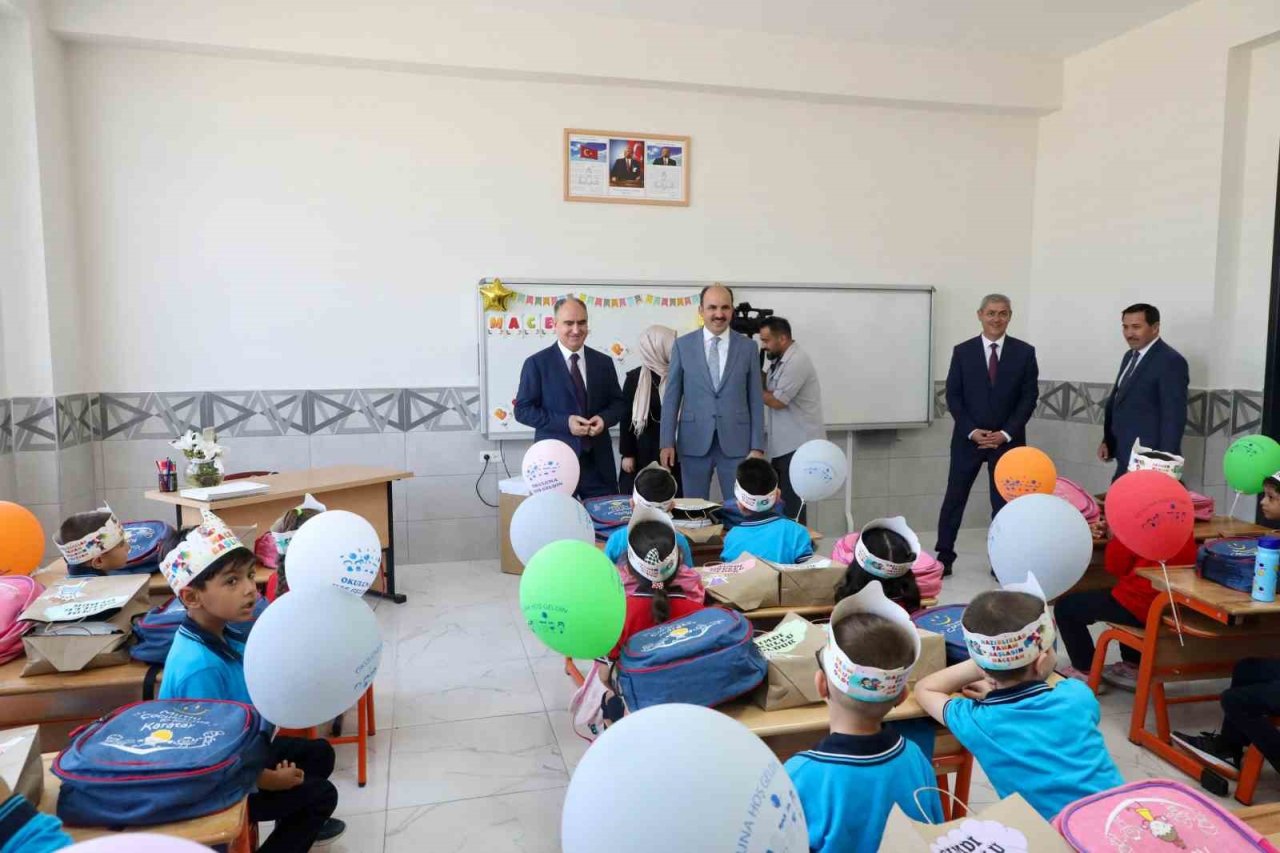 konyada-491-bin-291-ogrenci-yeni-egitim-ogretim-yilina-basladi-1.jpg