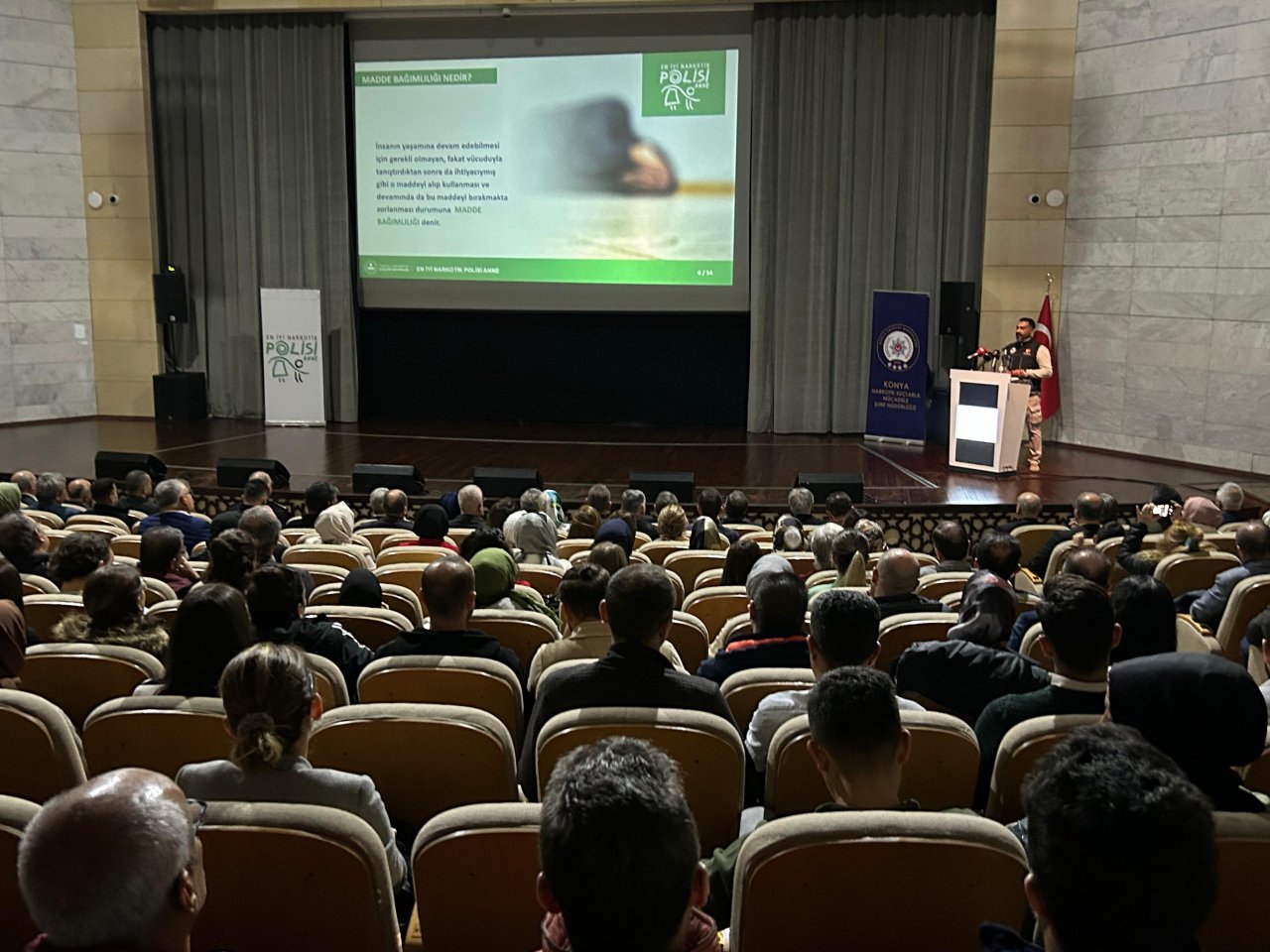 konyada-en-iyi-narkotik-polisi-anne-programi-yapildi-3.jpg