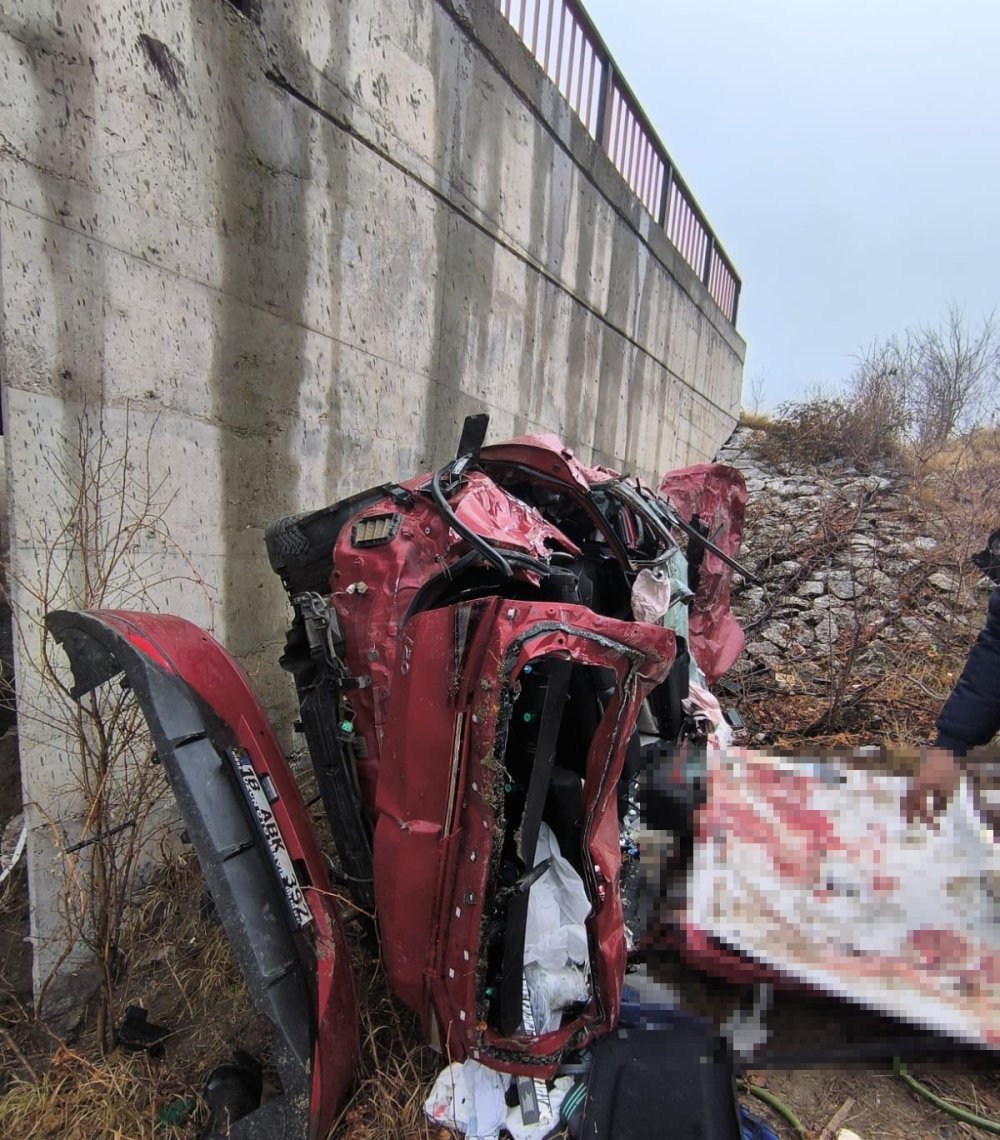 Ankara'da feci kaza; aynı aileden 5 kişi öldü
