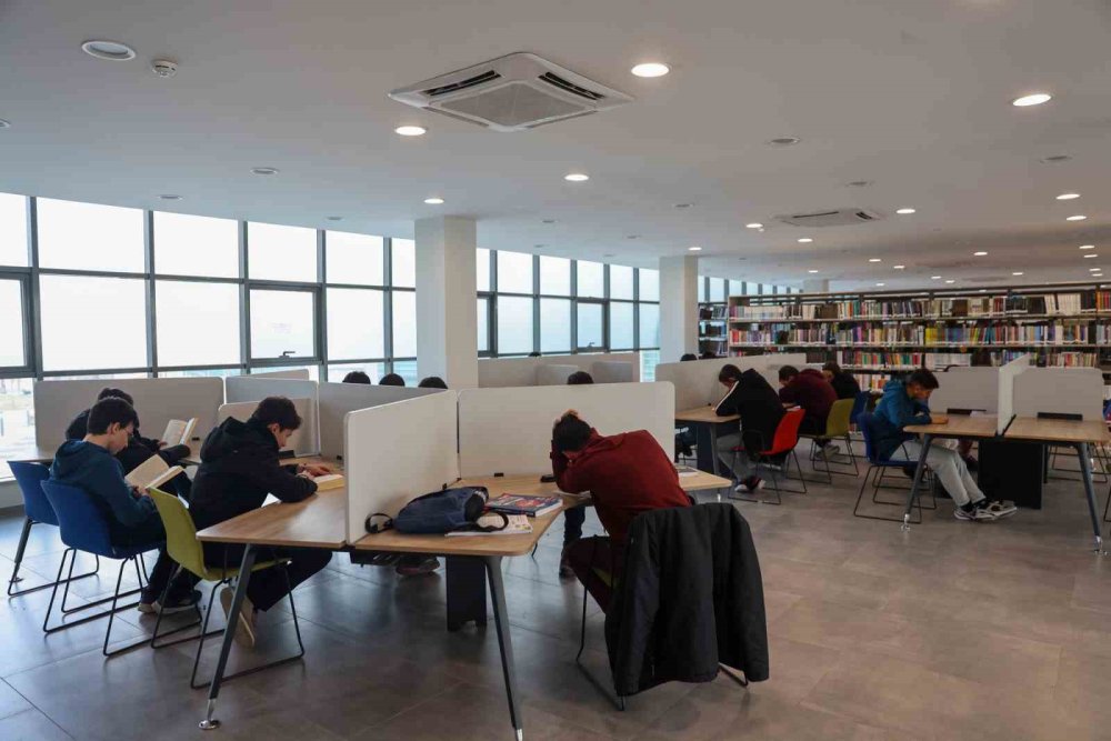 Selçuklu Belediyesi, eğitimin en büyük destekçisi