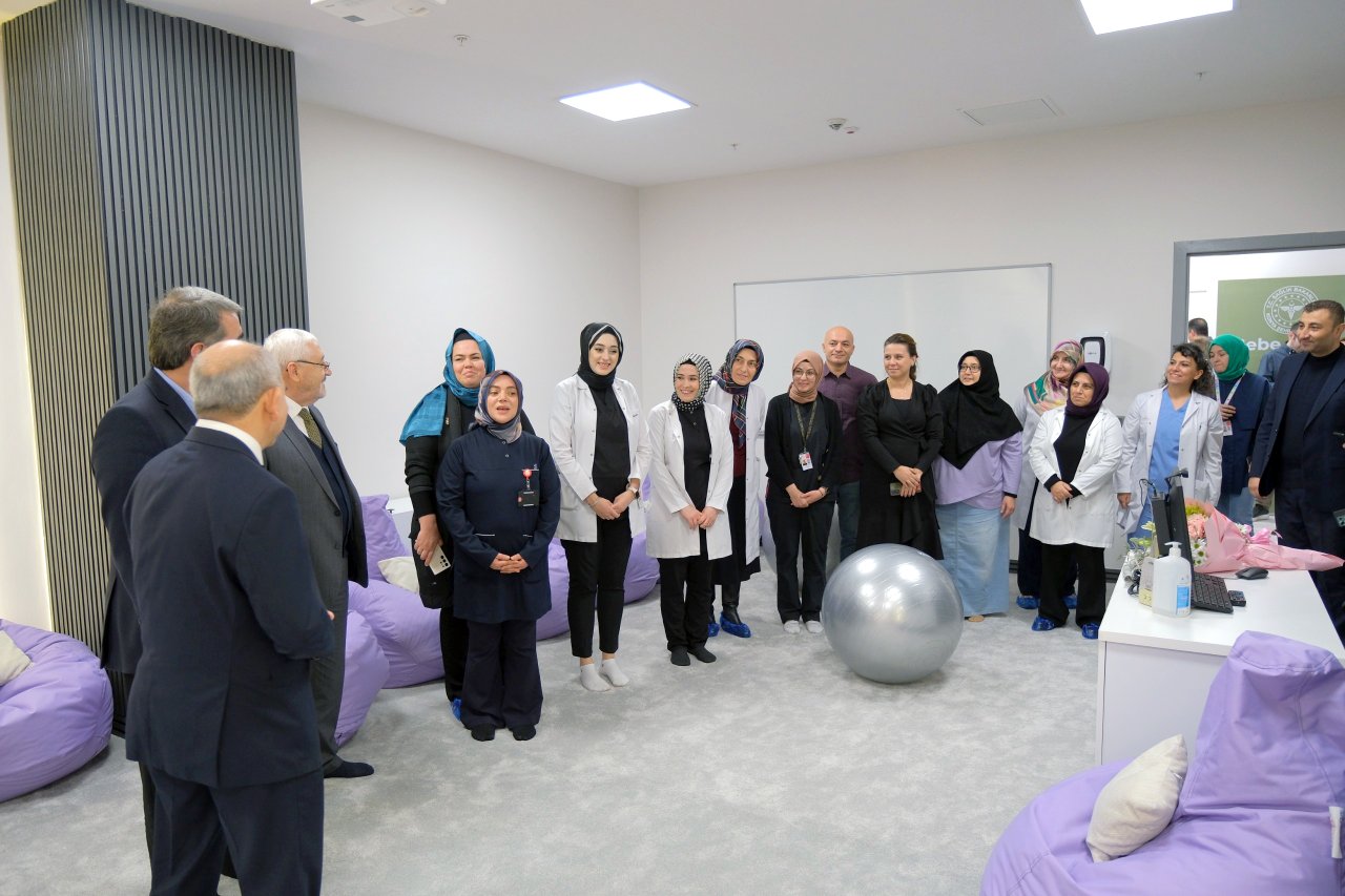 konya-sehir-hastanesinde-gebe-okulu-yeni-yuzu-ile-hizmete-basladi-2.jpg