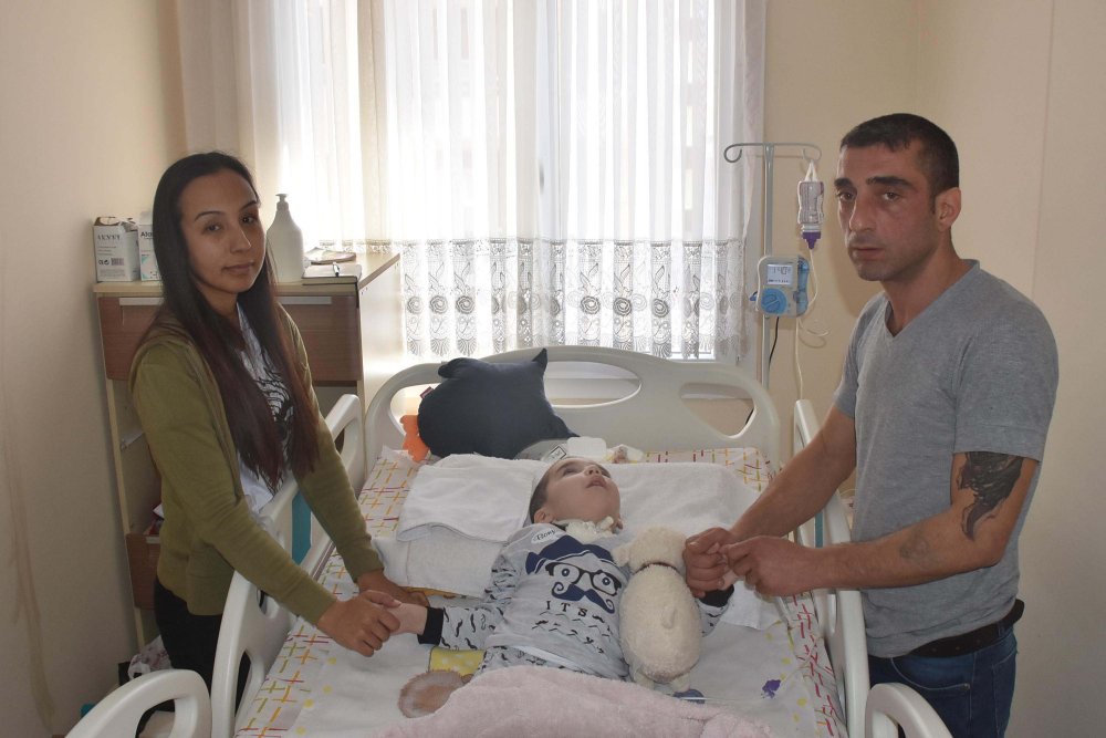 İzmir'de oksijen yerine azot gazı verilen 10 yaşındaki Ege'den acı haber
