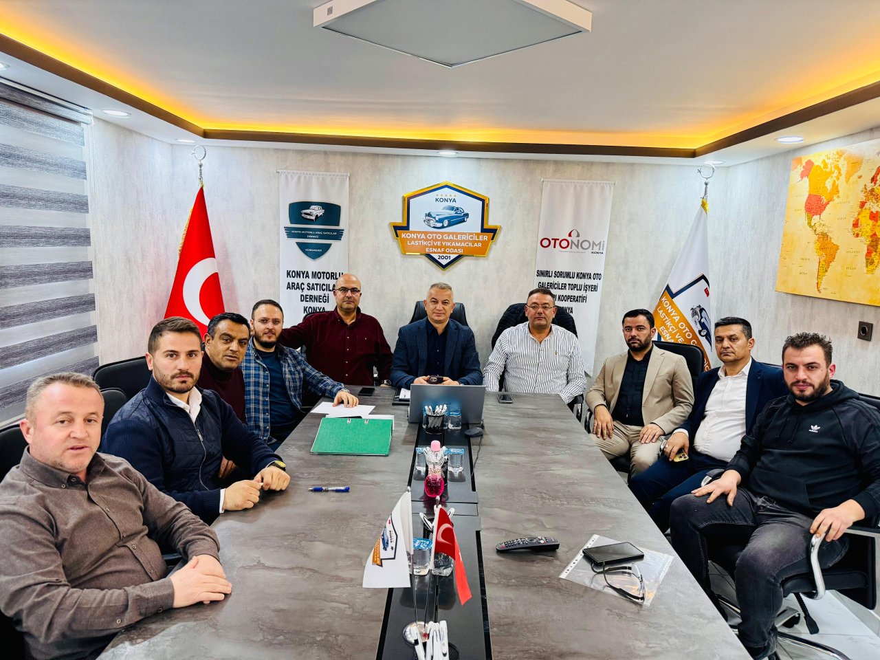 konya-oto-center-ve-otonomi-konya-guc-birligine-gitti-1.jpeg