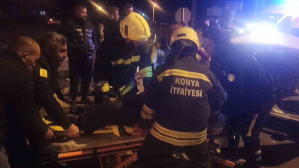 Konya’da gece yarısı feci kaza! 6 yaralı