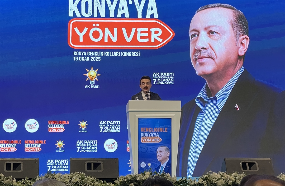 aa-20250119-36797815-36797812-ak-parti-konya-il-genclik-kollari-7-olagan-kongresi-yapildi.jpg