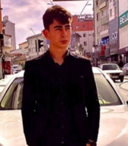 Motosikletli gencin feci ölümü... Cenazenin kaldırılmasını herkes izledi