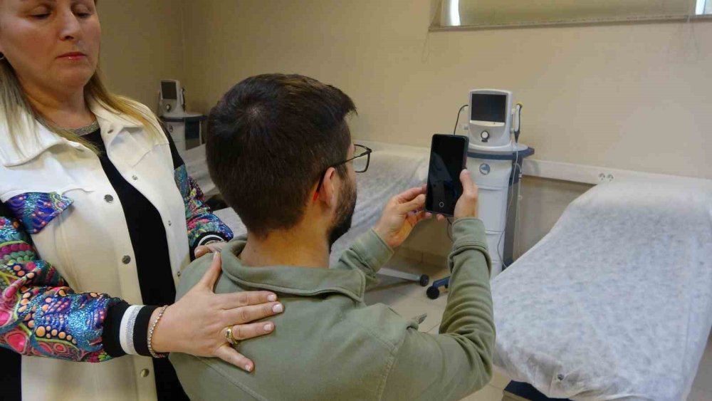 Gençlerin yeni sorunu text neck!