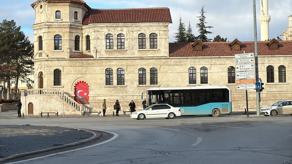Sivas'ta 3.9 büyüklüğünde deprem