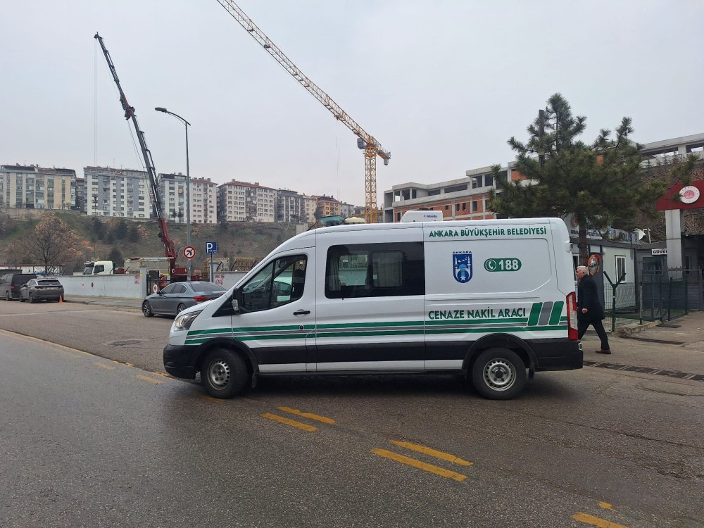 Kartalkaya'daki otelde 1 ay önce işe başlamıştı... Konyalı Esra hayatını kaybetti