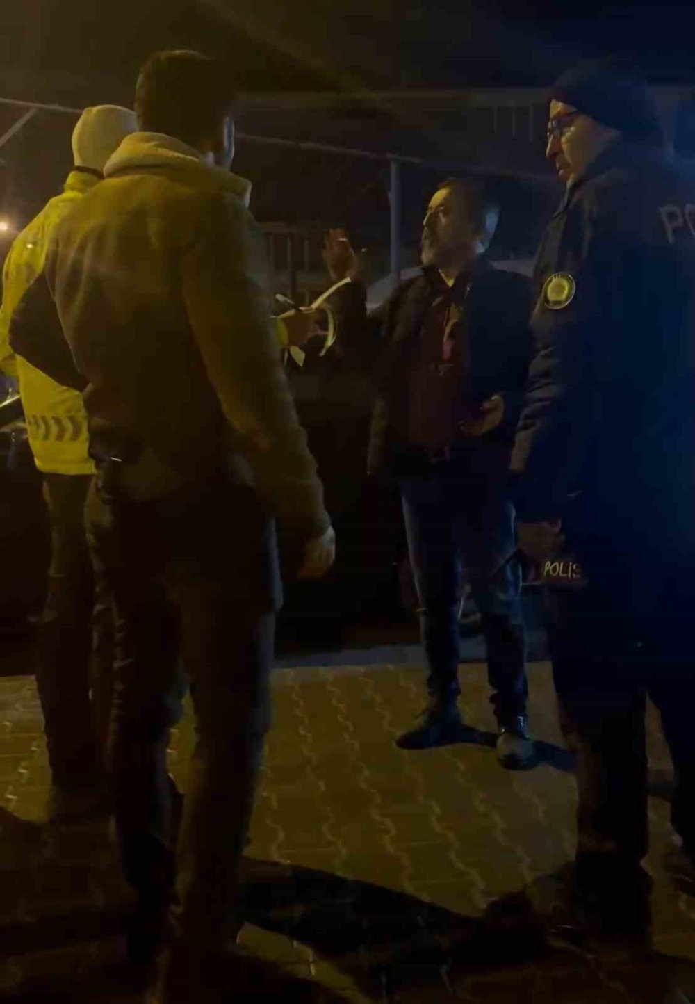 "Dur" ihtarına uymayan alkollü sürücü CHP’li eski il genel meclisi üyesi çıktı