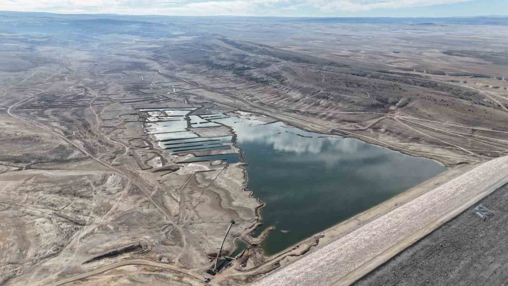 Konya Ovası'nda tehlike... 50 yıllık ihtiyaç için yapılan baraj kuruma noktasına geldi