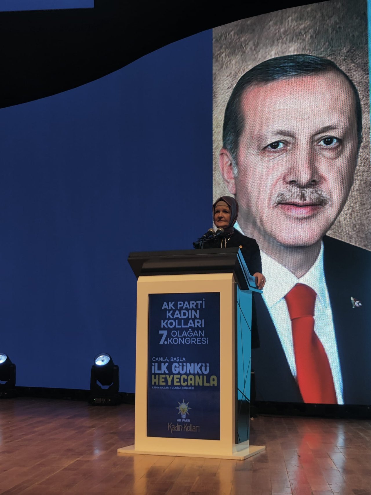 ak-parti-konya-kadin-kollari-kongresinde-birlik-beraberlik-vurgusu-7.jpg