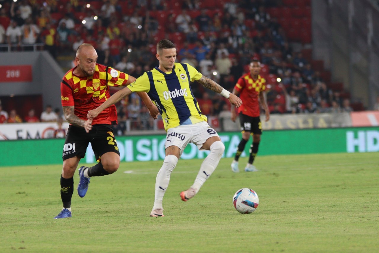 fenerbahce-ile-goztepe-58-randevuda.jpg