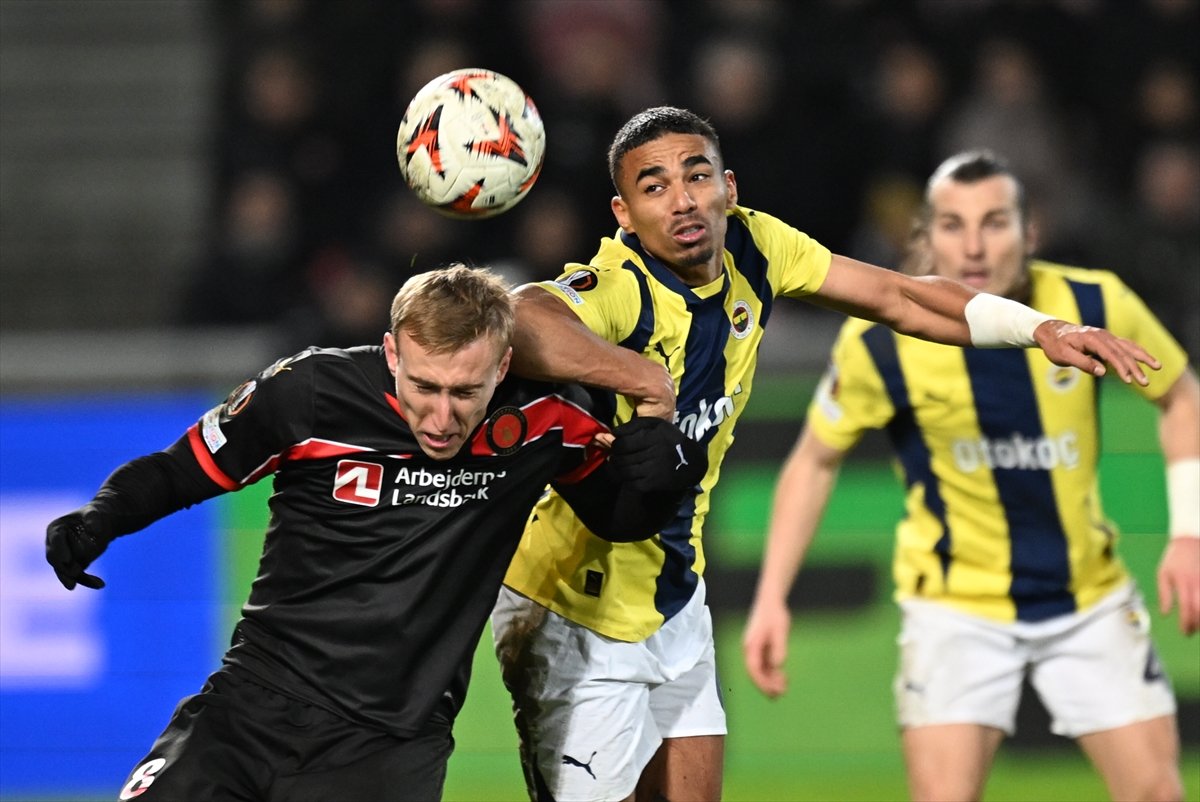 midtjylland-fenerbahce-2.jpg