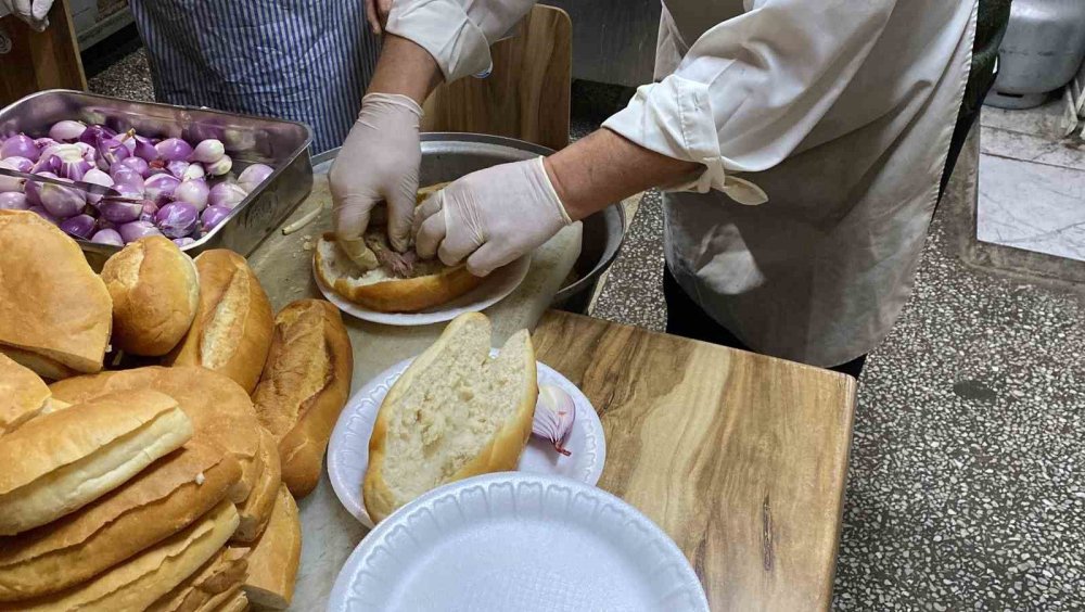 Her şey Konya'nın meczupları için