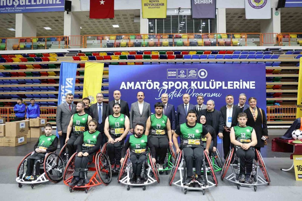 Konya'da amatör spor kulüplerine 16 milyon liralık malzeme desteği