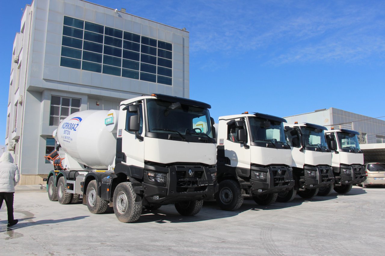 buyruk-gruptan-unal-korkmaz-hazir-beton-filosuna-7-yeni-renault-trucks-5.jpg