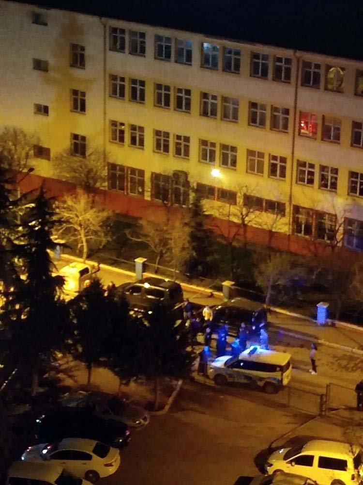 Sokakta uğradığı silahlı saldırıda öldü