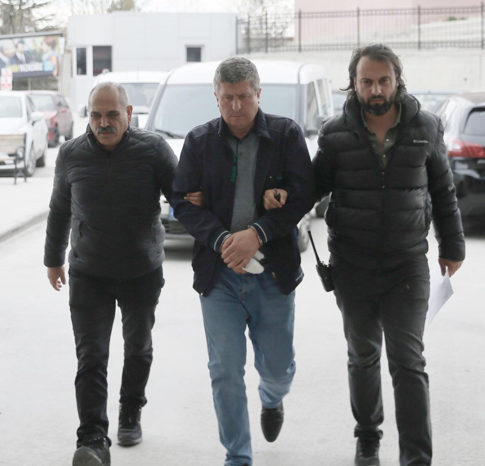 Eşini 14 bıçak darbesiyle öldürdü! Onu çok seviyordum