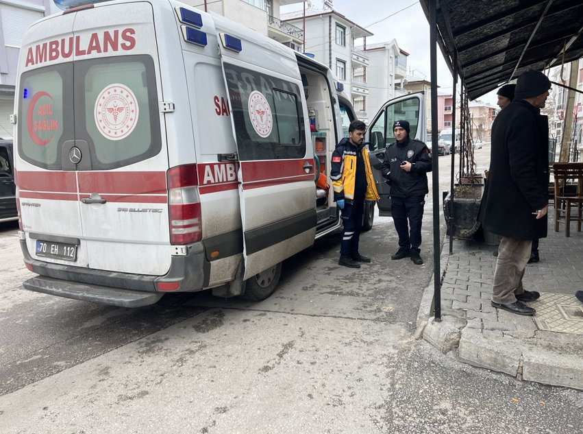 Kahvehanede, çay ocağının başında ölü bulundu