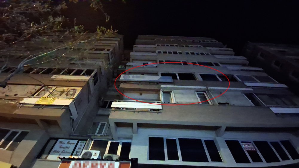 Bursa'da yangın çıkan ofiste bir kişi ölü bulundu