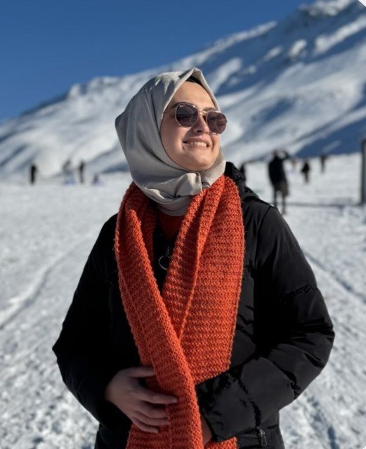 İki otomobil çarpıştı, Büşra hayatını kaybetti