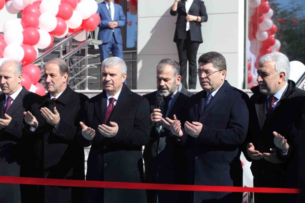 Konya'da adalet sarayının açılışını Bakan Tunç yaptı