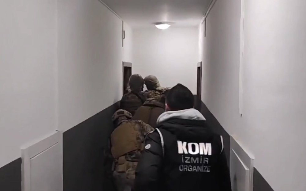 İzmir Torbalı'da suç örgütüne operasyon: 23 gözaltı