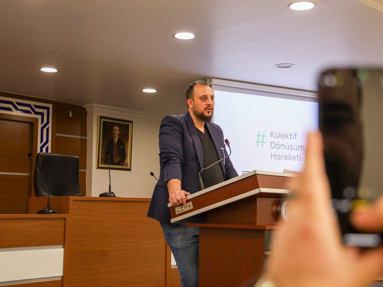 konya-reklamcilari-kolektif-donusum-hareketi-ile-bir-araya-geldi-4.jpg