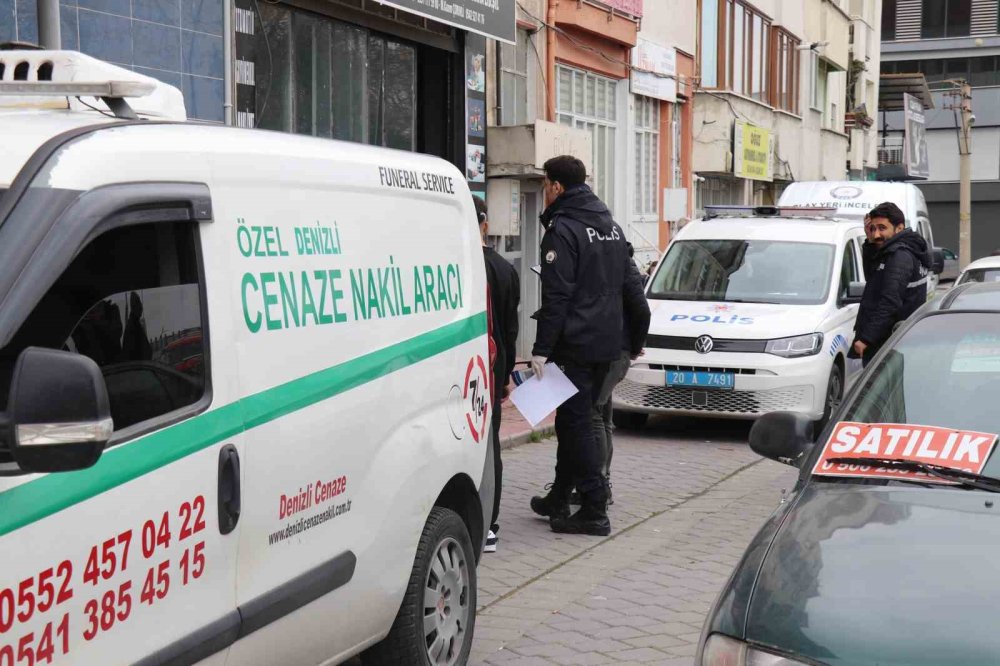 Evine dönerken yoruldu... Soluklanmak için oturduğu koltukta hayatını kaybetti