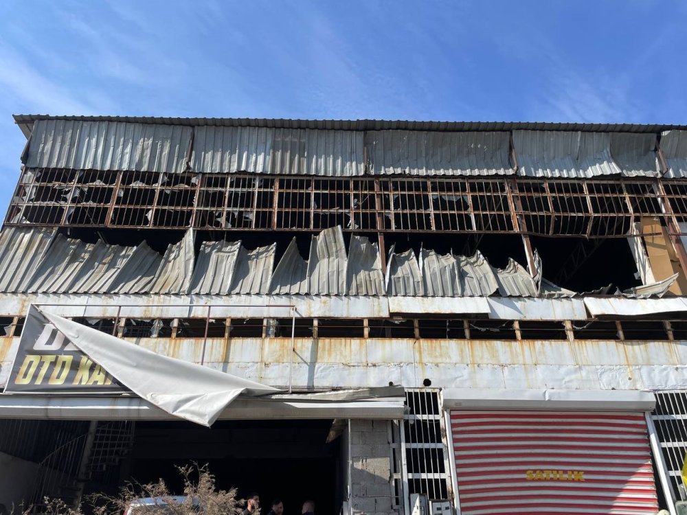 Gaziantep'te, bakımı yapılan akaryakıt tankerinde patlama: 2 ölü, 3 yaralı