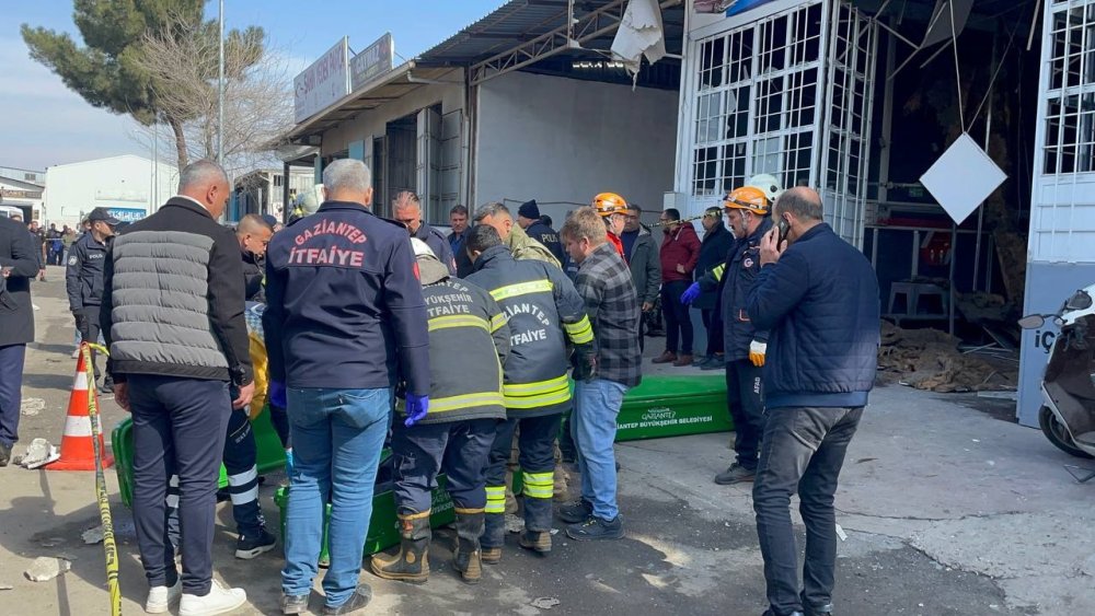 Gaziantep'te, bakımı yapılan akaryakıt tankerinde patlama: 2 ölü, 3 yaralı